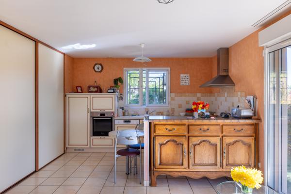 Perrier (63500) Viager occupé Monsieur 83 ans & Dame 77 ans - Maison plain-pied avec jardin et garage