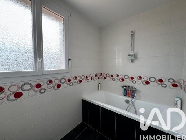 Maison à vendre 8 pièces 166,52 m² Cergy