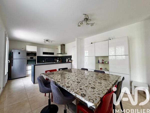 Maison à vendre 8 pièces 166,52 m² Cergy