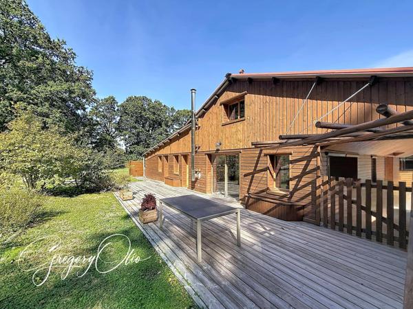 Propriété 6 pièces aux volumes généreux