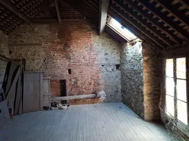 Immeuble à vendre à Chailland en Mayenne (53420), ref : 53077-39
