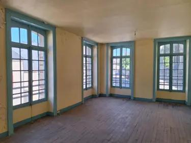 Immeuble à vendre à Chailland en Mayenne (53420), ref : 53077-39