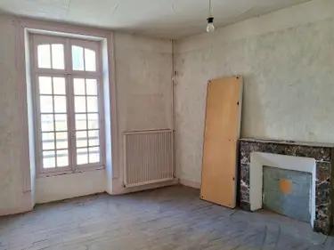 Immeuble à vendre à Chailland en Mayenne (53420), ref : 53077-39
