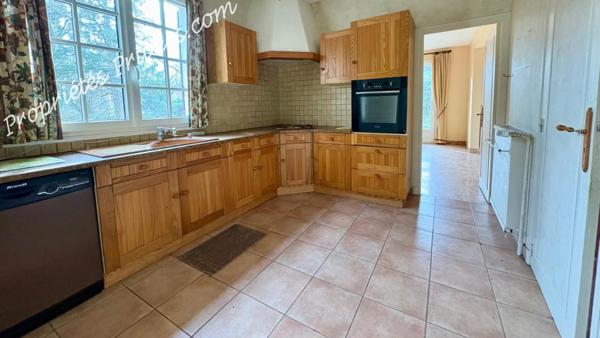 Maison Vineuil 10 pièce(s) 132 m2