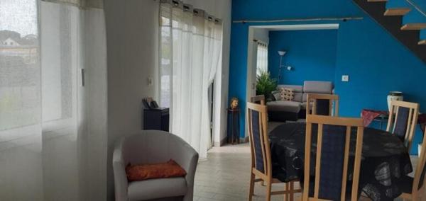 Maison dans le bourg de férel!