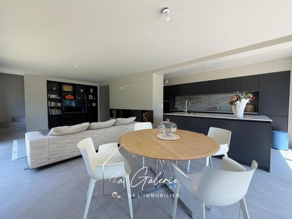 MAISON CONTEMPORAINE SECTEUR CLEMENCIERES A SAINT MARTIN LE VINOUX