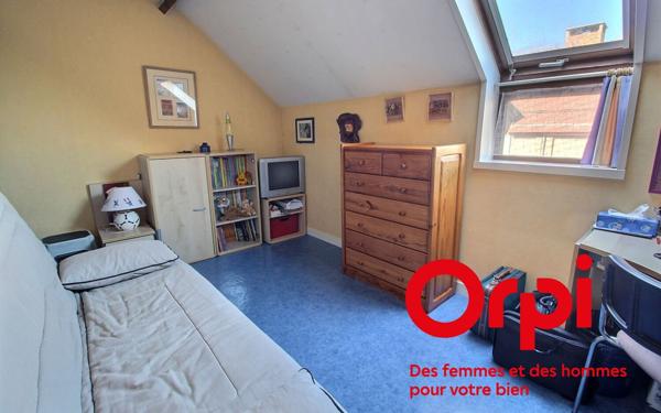 Maison à vendre    6 pièces •  Montigny-le-Bretonneux