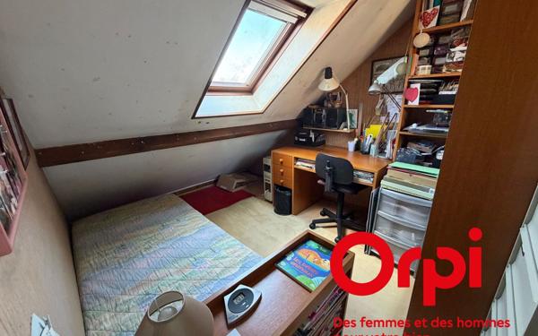 Maison à vendre    6 pièces •  Montigny-le-Bretonneux