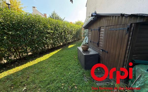 Maison à vendre    6 pièces •  Montigny-le-Bretonneux