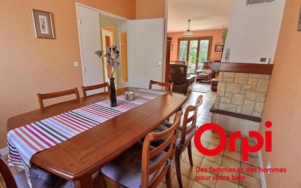 Maison à vendre    6 pièces •  Montigny-le-Bretonneux