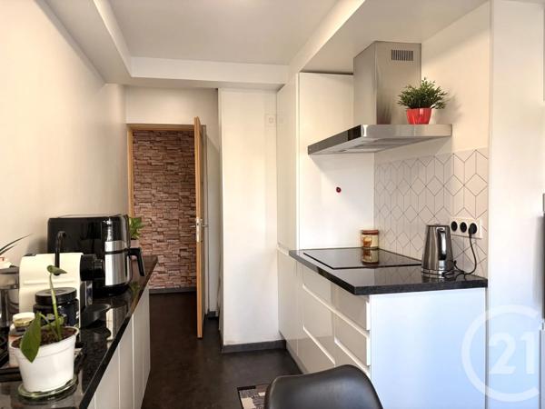 Appartement T3 à vendre  3 pièces - 68 m 2   VENISSIEUX  - 69