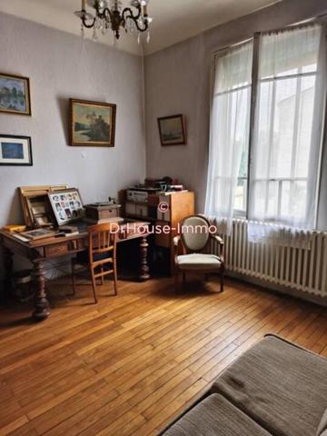 Maison à vendre 9 pièces de 227 m²