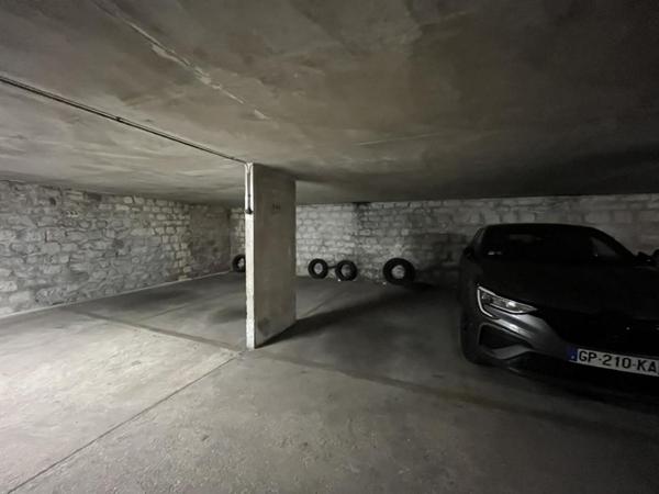 Achat Parking 12 92120 Montrouge idf53033