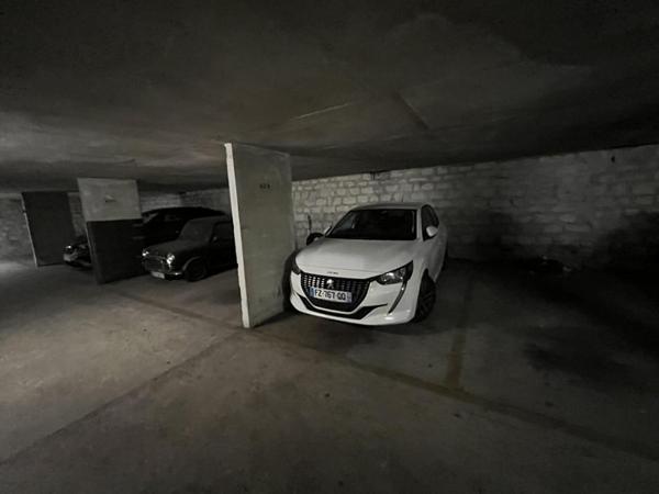 Achat Parking 12 92120 Montrouge idf53033