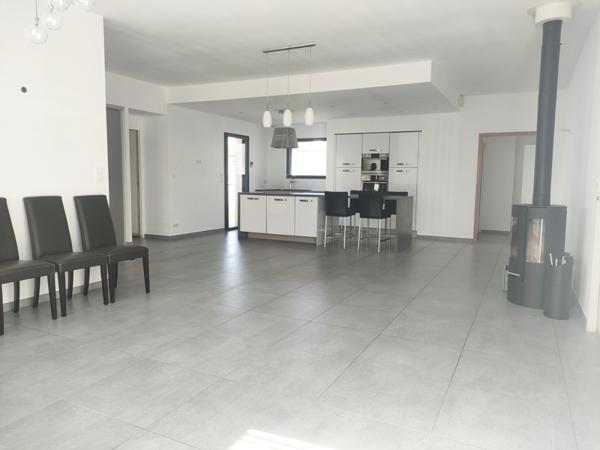 Maison à vendre |  Saint-Étienne-de-Montluc |  4 pièces | 124,6 m²