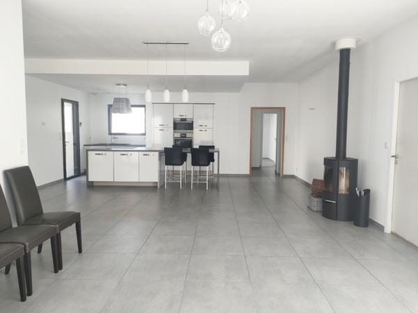 Maison à vendre |  Saint-Étienne-de-Montluc |  4 pièces | 124,6 m²
