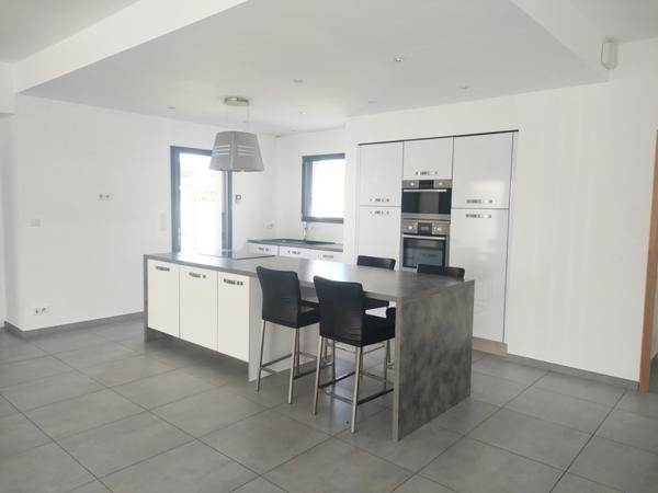 Maison à vendre |  Saint-Étienne-de-Montluc |  4 pièces | 124,6 m²