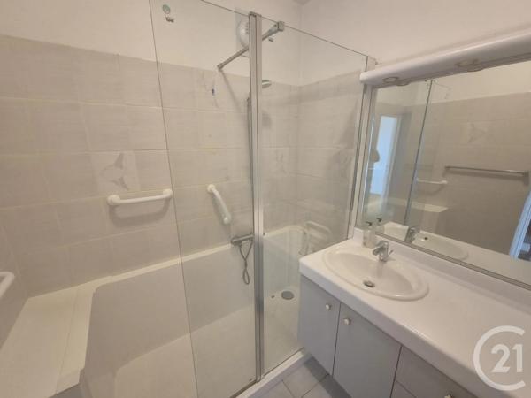 Appartement T3 à vendre  3 pièces - 68,70 m 2   LA MULATIERE  - 69