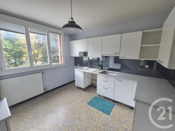 Appartement T3 à vendre  3 pièces - 68,70 m 2   LA MULATIERE  - 69