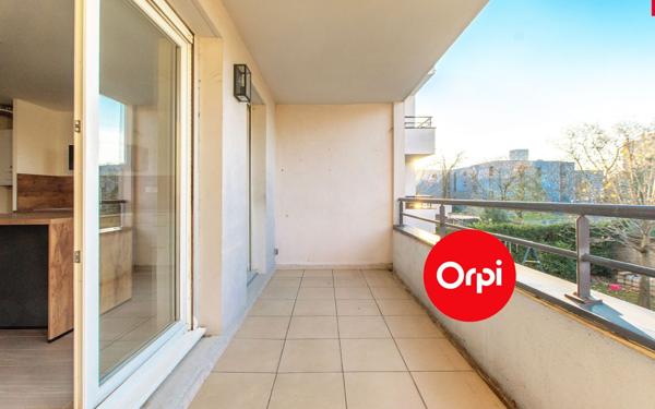 Appartement à vendre    3 pièces • 70 m2 Saint-Priest