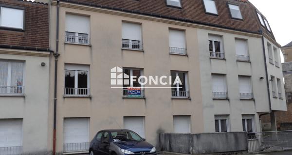Location Studio 23.36 m² - Poitiers 86000