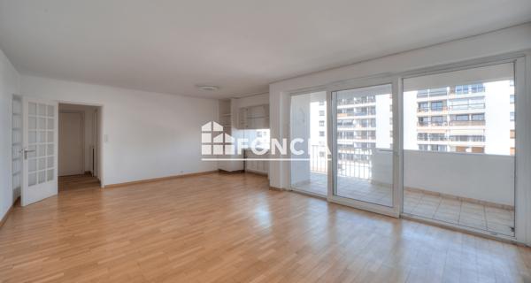 À vendre Appartement 3 pièces 101 m² - Ferney-voltaire 01210