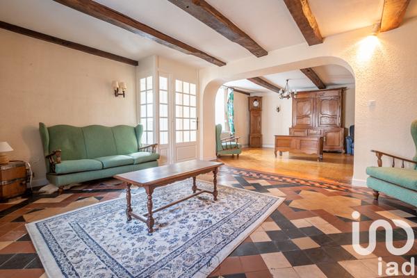 Maison à vendre 12 pièces 270 m² Cosnes-et-Romain