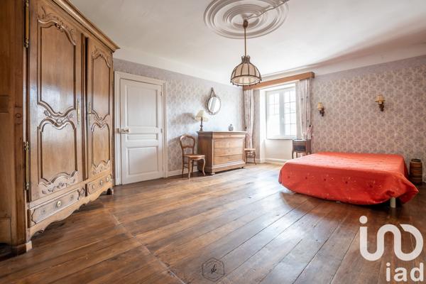 Maison à vendre 12 pièces 270 m² Cosnes-et-Romain