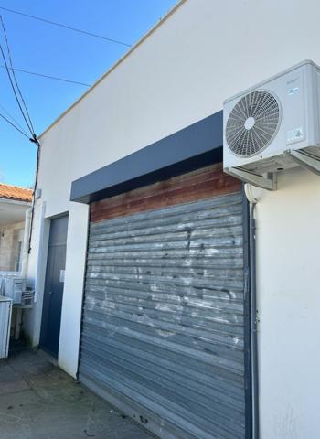 Local commercial ROCHEFORT 176 m2