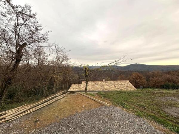 Terrain constructible avec vue montagne