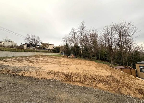 Terrain constructible avec vue montagne