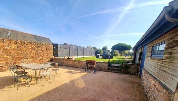 Maison à SAINT-CHRISTOPHE-DES-BOIS, 35210 - 7 pièces 205m²