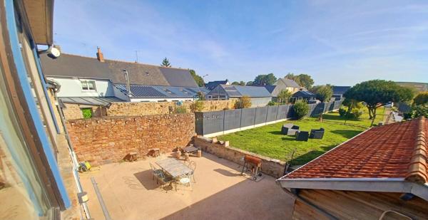 Maison à SAINT-CHRISTOPHE-DES-BOIS, 35210 - 7 pièces 205m²