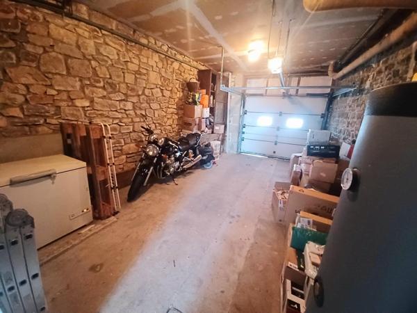 Maison à SAINT-CHRISTOPHE-DES-BOIS, 35210 - 7 pièces 205m²