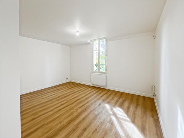 Maison à vendre - 3 pièces à Moissy-Cramayel