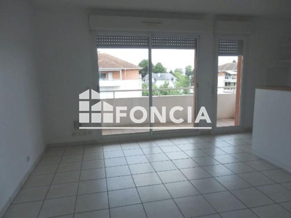 Location Appartement 3 pièces 50.23 m² - 50 AVENUE DES LILAS Pau 64000