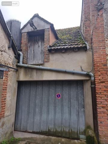Garage - Parking à vendre à Romorantin-Lanthenay dans le Loir-et-Cher (41200), ref : 41036/3168 centre-ville