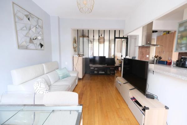 Appartement à vendre 3 pièces proche de VINCENNES (94)