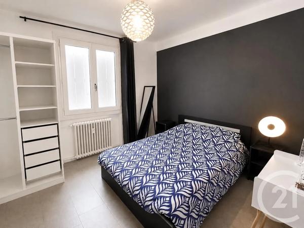 Appartement T3 à vendre  3 pièces - 54,76 m 2   RODEZ  - 12