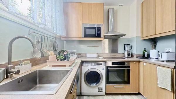 A Vendre 2P: Nice St Sylvestre | 47m² + Terrasse 34m² | Tramway à 5min