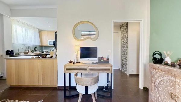 A Vendre 2P: Nice St Sylvestre | 47m² + Terrasse 34m² | Tramway à 5min