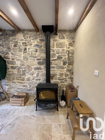 Maison de village 5 pièces de 100 m² à Sainte-Eulalie-de-Cernon (12230)