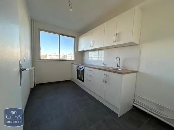 Appartement à louer 2 pièces 50.5m² Sèvres (92310)