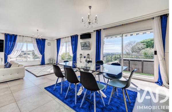Maison à vendre 10 pièces 366 m² Saint-Laurent-du-Var