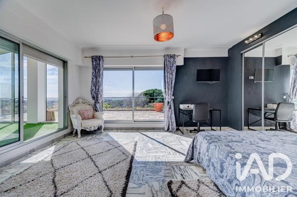 Maison à vendre 10 pièces 366 m² Saint-Laurent-du-Var