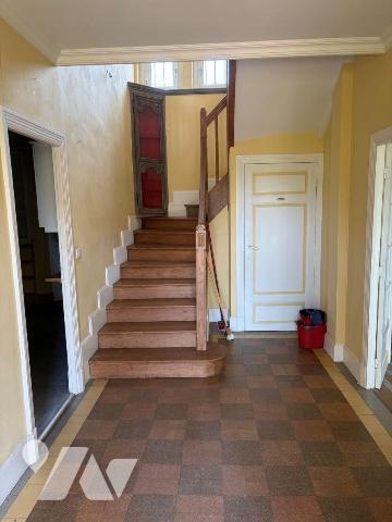 A VENDRE - A CAJARC (46160 - Lot) - A proximité du bourg du village et des commerces à pied, av...