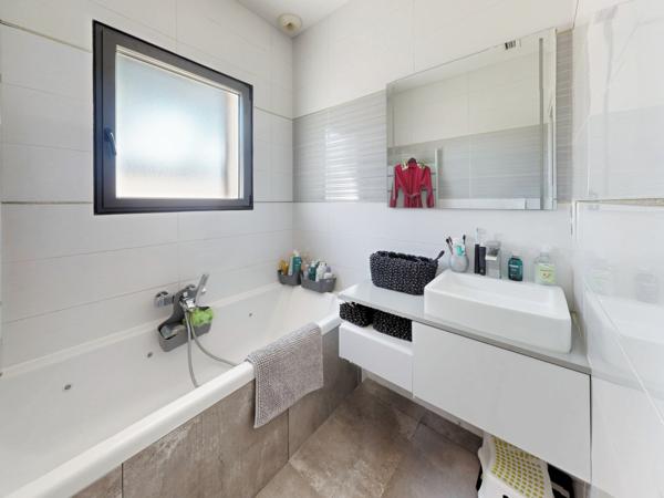 Pennes-Mirabeau (13170) Maison T4 100m2 sur 450m2 de terrain