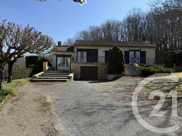 Maison à vendre  4 pièces - 81 m 2   GOURDON  - 46