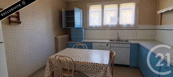Maison à vendre  4 pièces - 81 m 2   GOURDON  - 46