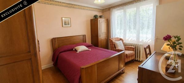 Maison à vendre  4 pièces - 81 m 2   GOURDON  - 46